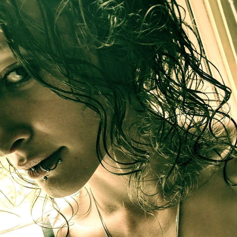 Meet your Posher, Courtney